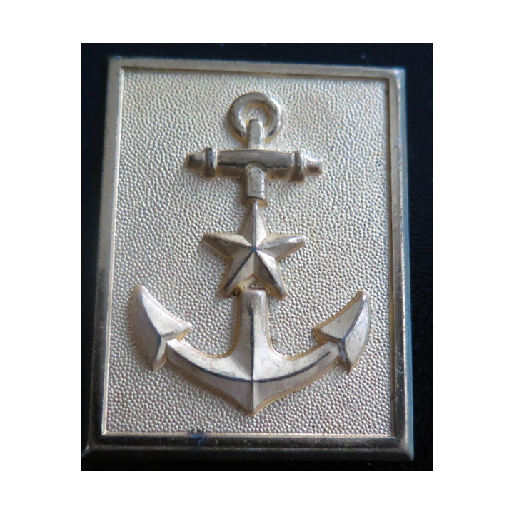 Insigne de personnels chargés de fonctions de responsabilités de la Marine
