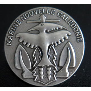MARINE NLLE CALEDONIE : Rondache argentée de la Marine Nouvelle Calédonie