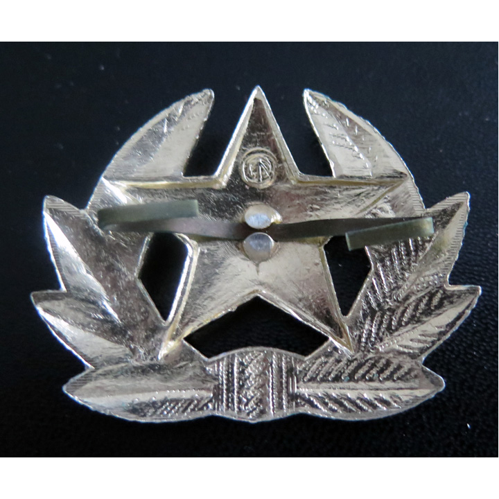 URSS : insigne métallique de casquette de l'armée soviétique