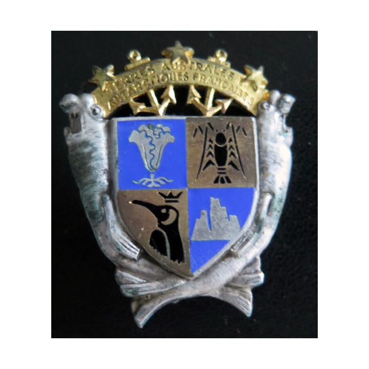 TAAF : insigne des Terres australes et antarctiques françaises poinçon AB en émail