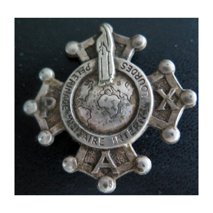 PMI : 8° pèlerinage militaire international de Lourdes embouti et argenté 1965