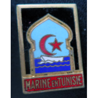 MARINE en TUNISIE : insigne de la Marine en Tunisie Drago Romainville en émail