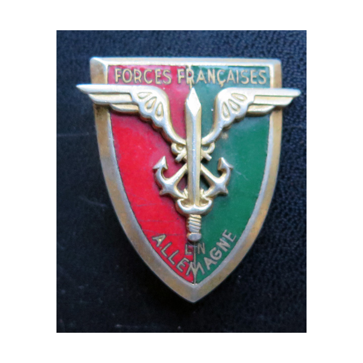 FFA : Insigne des forces françaises en Allemagne Arthus Bertrand Paris H. 803 en émail