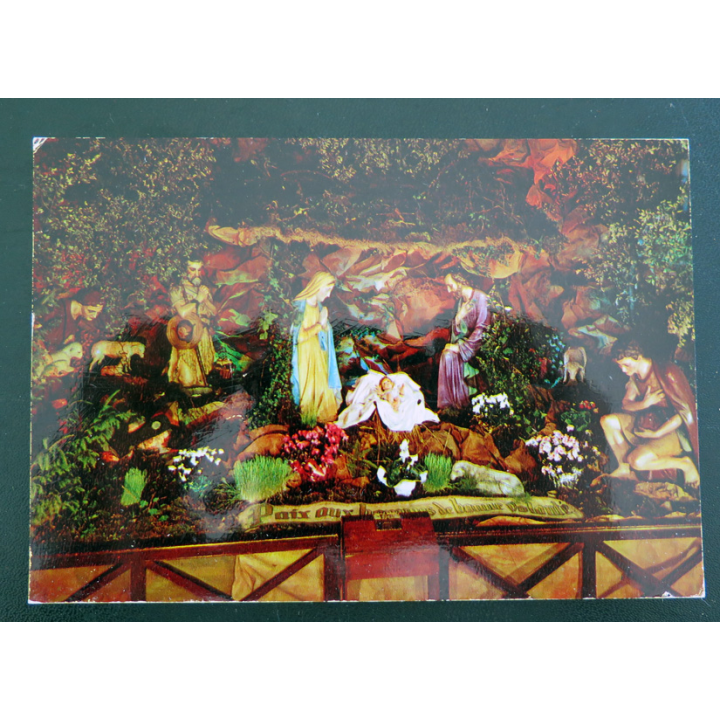 IMAGE PIEUSE : carte postale de la crèche de Noël dans la basilique Notre Dame de la Garde à Marseille