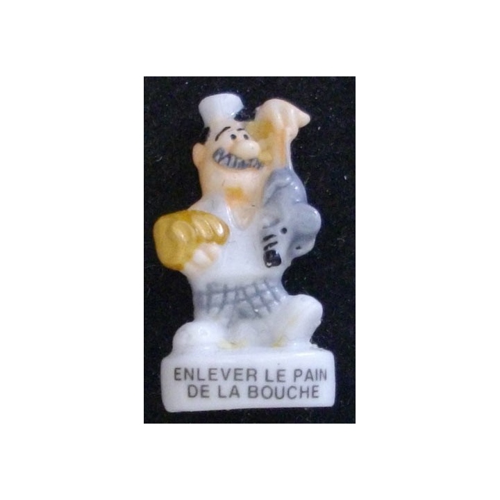 ENLEVER LE PAIN DE LA BOUCHE