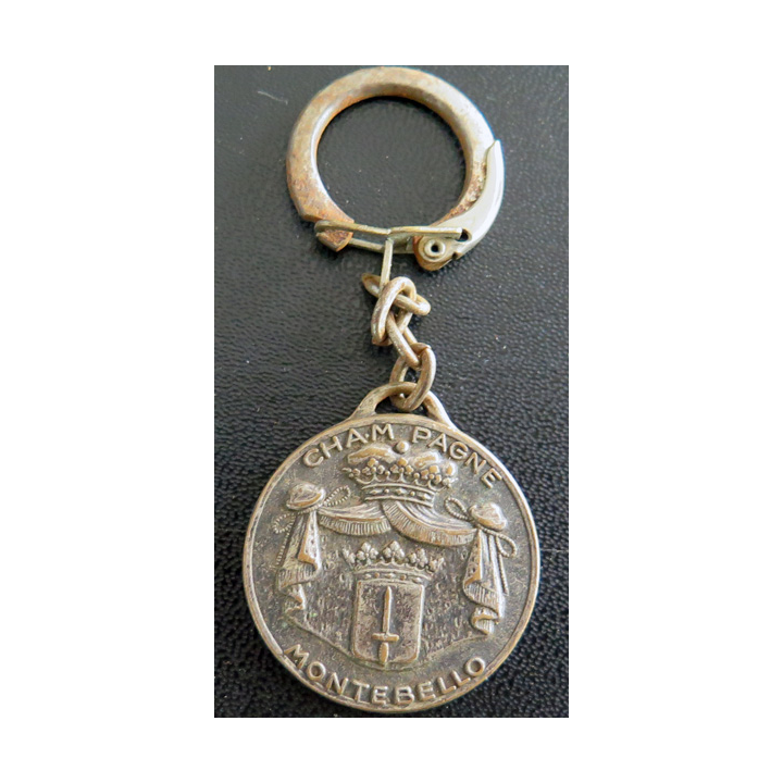 Porte clefs Vintage des années 1950-1960 : Champagne Montebello Château de Mareuil-sur-Aÿ