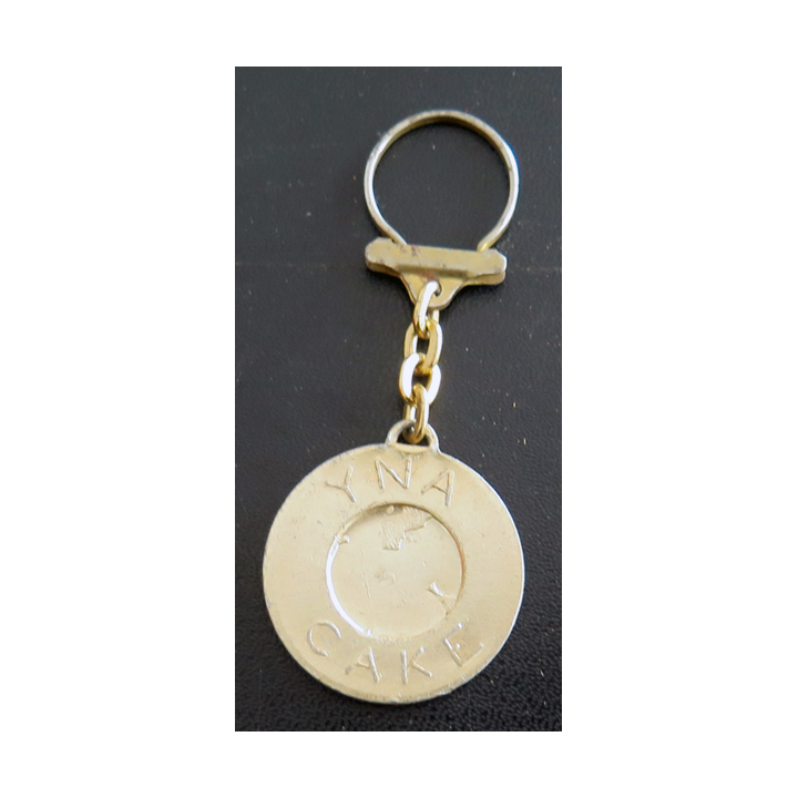 Porte clefs Vintage des années 1950-1960 : Saint Christophe offert par YNA Cake