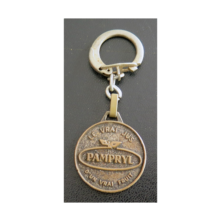 Porte clefs Vintage des années 1950-1960 : Pampryl le vrai jus un vrai fruit