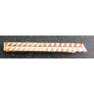 Pince à cravate dorée