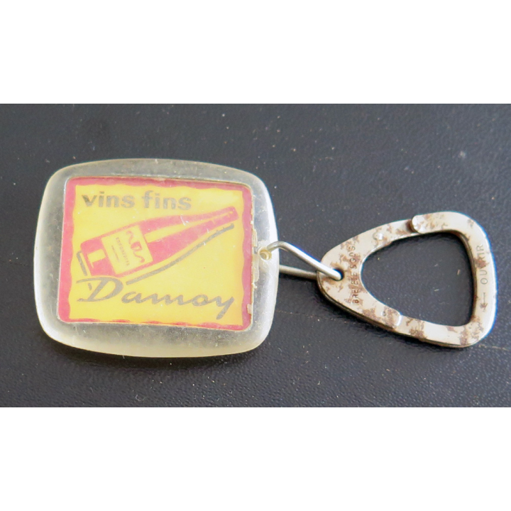 Porte clefs Vintage des années 1950-1960 : Vins Fins Damoy