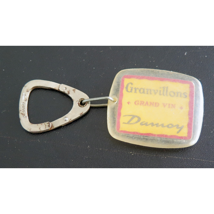 Porte clefs Vintage des années 1950-1960 : Vins Fins Damoy