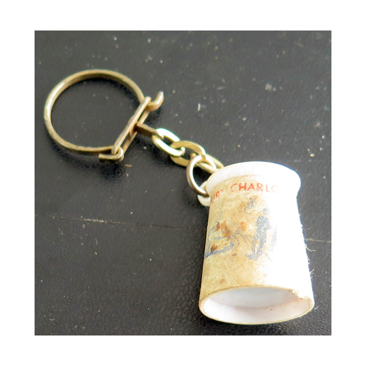 Porte clefs Vintage des années 1950-1960 : Yaourts Charlot Aubervilliers