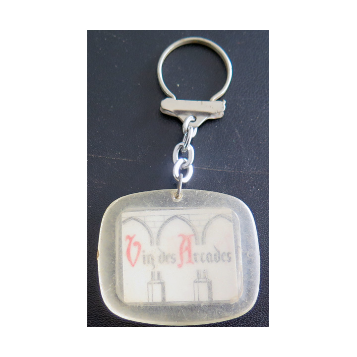 Porte clefs Vintage des années 1950-1960 : Vin des Arcades