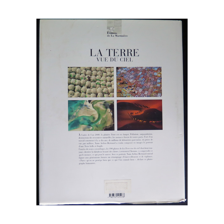 La terre vue du ciel Par Yann Arthus Bertrand éditions de la Martinière