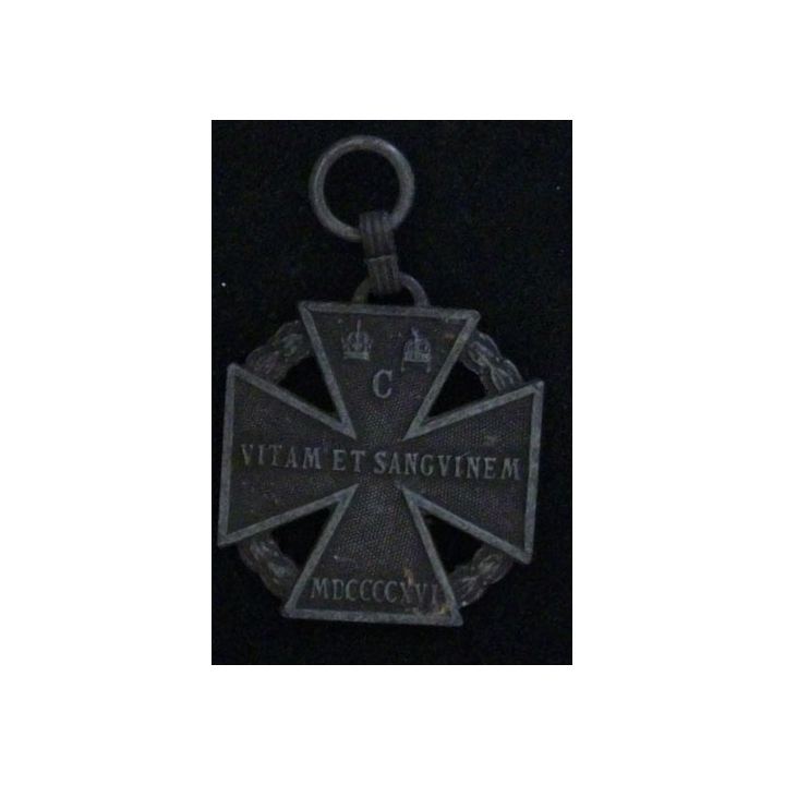 AUTRICHE : Croix de l'Empereur Karl pour combattants Karl-Truppenkreuz 1916