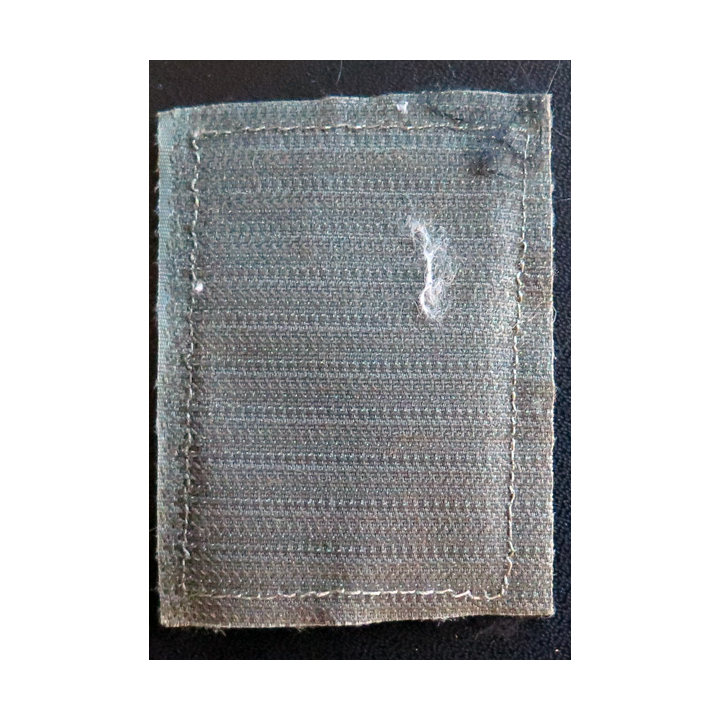 11° DP : insigne tissu basse visibilité de la 11° division parachutiste sur fond noir velours (17° RGP) sur velcro