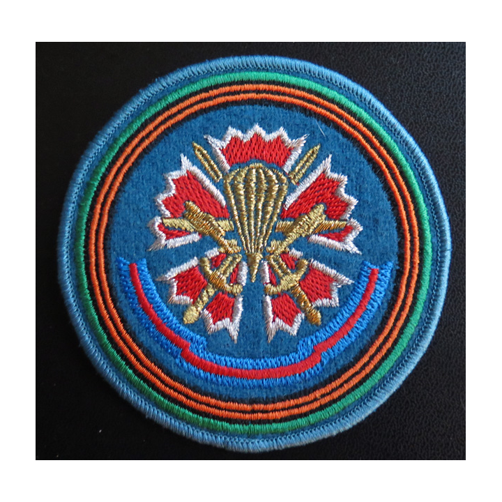 RUSSIE : insigne tissu du 45° régiment de reconnaissance aéroporté de la Garde