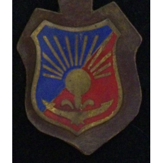 8° RA : 8° RÉGIMENT D'ARTILLERIE ÉCU ALLEMAND PEINT (SUR CUIR)
