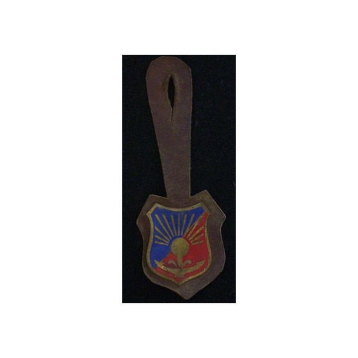 8° RA : 8° RÉGIMENT D'ARTILLERIE ÉCU ALLEMAND PEINT (SUR CUIR)