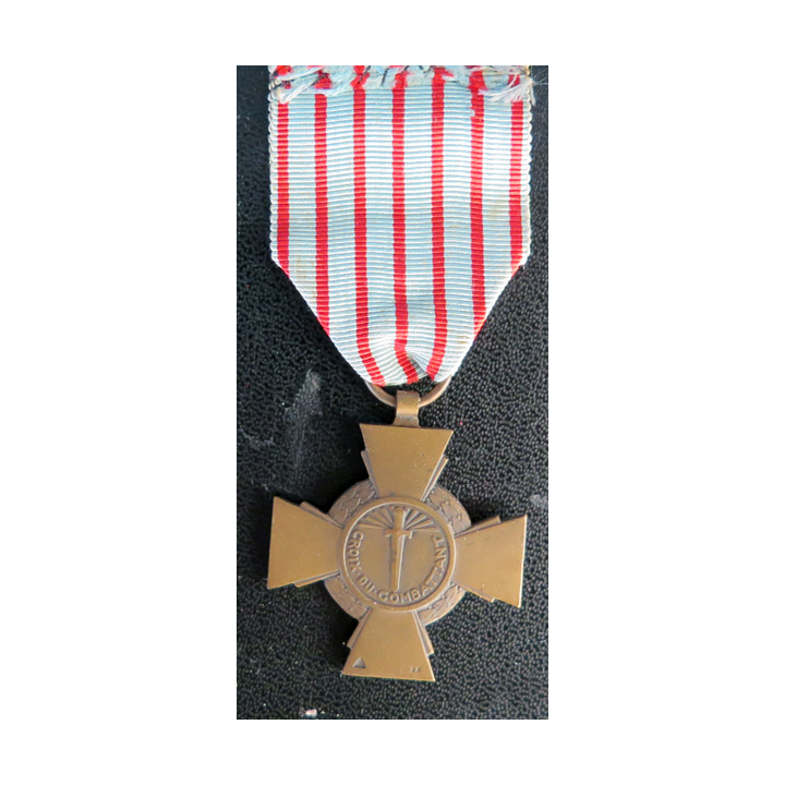 FRANCE : Croix du combattant en bronze