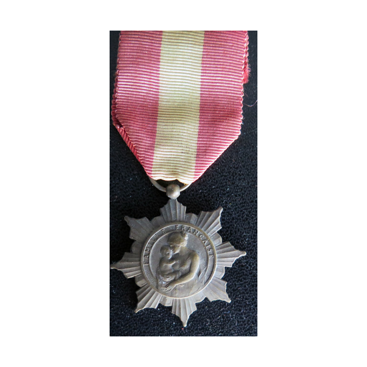 médaille de la famille française la Patrie reconnaissante en bronze