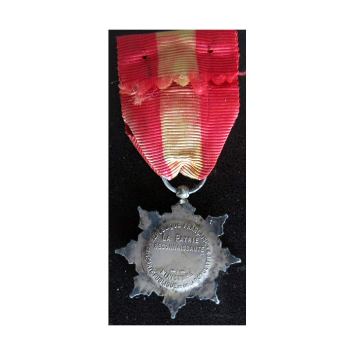 médaille de la famille française la Patrie reconnaissante grade argent
