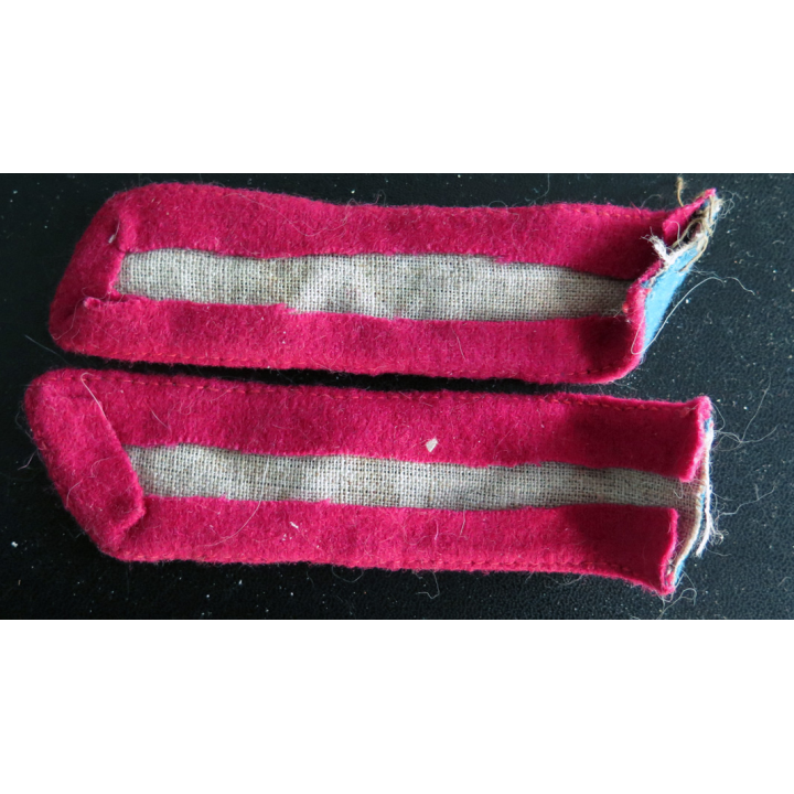 URSS : paire d'épaulette de policier senior du NKVD soviétique (copies)