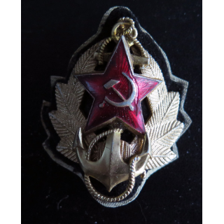 RUSSIE : Souvenir artisanal créé par les soldats à leur libération (à la quille)