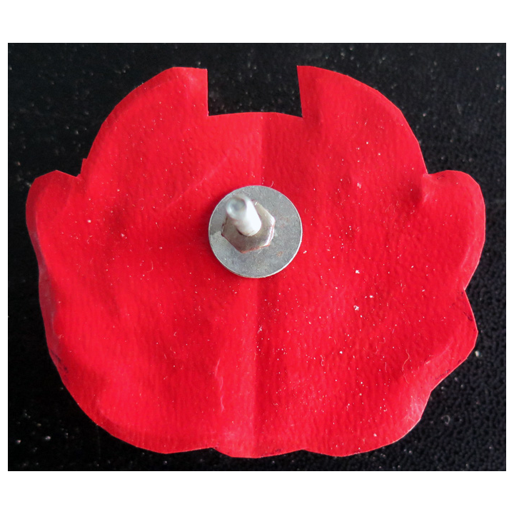 RUSSIE : Souvenir artisanal créé par les soldats à leur libération (à la quille)