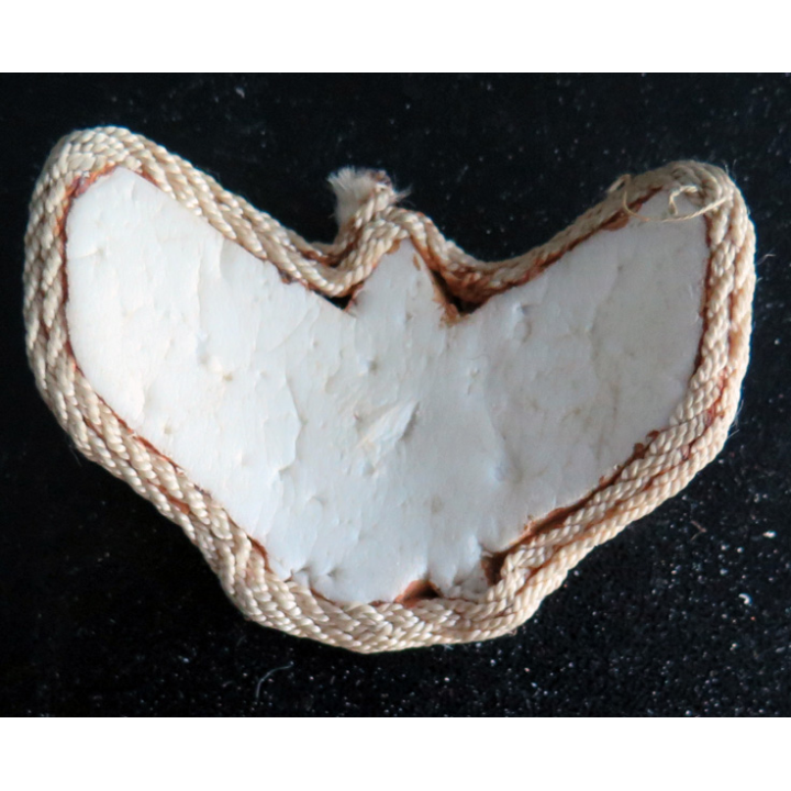 RUSSIE : Souvenir artisanal créé par les soldats à leur libération (à la quille)