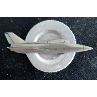 RUSSIE : Souvenir artisanal créé par les soldats à leur libération (à la quille)