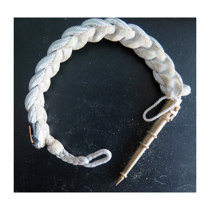 RUSSIE : Fourragère artisanale créé par les soldats à leur libération (à la quille)