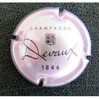 Capsule Muselet de bouteille de champagne DEVAUX n° 18 rosé pâle (violacé) et noir