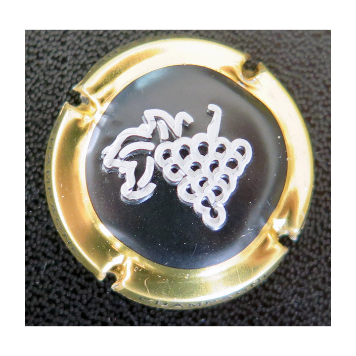 Capsule Muselet de champagne CENTRE VINICOLE DE LA CHAMPAGNE (CVC) n° 1468 estampée noir et blanc, contour or