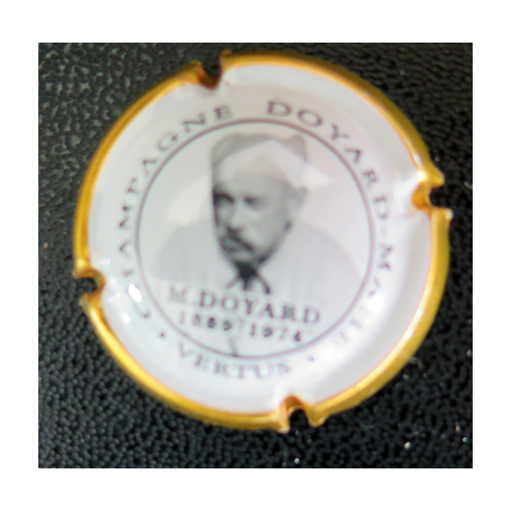 Capsule Muselet de bouteille de champagne DOYARD-MAHE n° 8 contour or