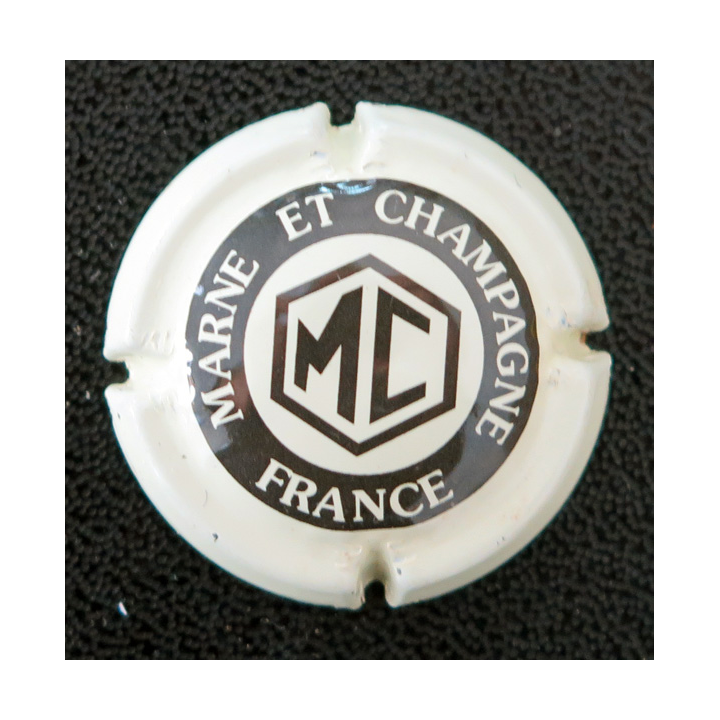 Capsule Muselet de bouteille de champagne MARNE et CHAMPAGNE n° 2 jaune-crème et noir