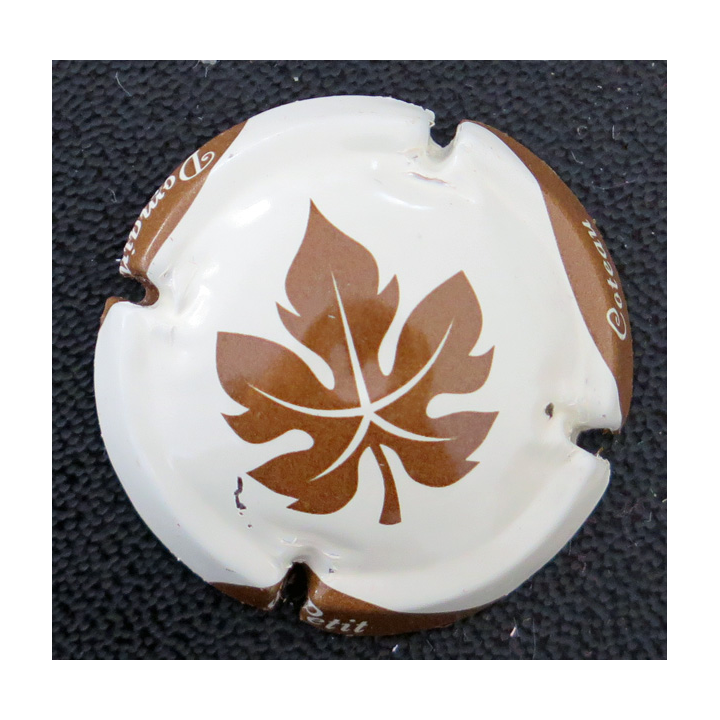 Capsule Muselet de bouteille du DOMAINE DU PETIT COTEAU n° 3 crème et marron