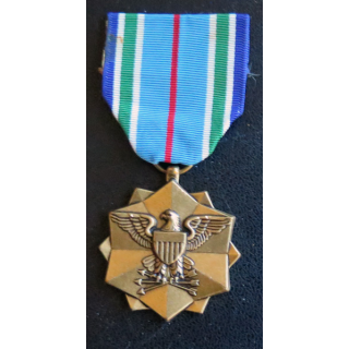USA : Médaille de la Joint service achievement award