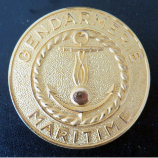 GENDARMERIE : boucle de ceinturon de la gendarmerie maritime dorée diamètre 6,5 cm superbe
