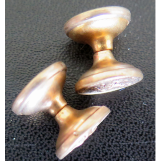 Boutons de manchette anciens avec chainette rétractable en métal doré