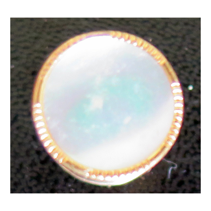 Bouton de manchette ancien avec chainette rétractable en métal doré et nacre