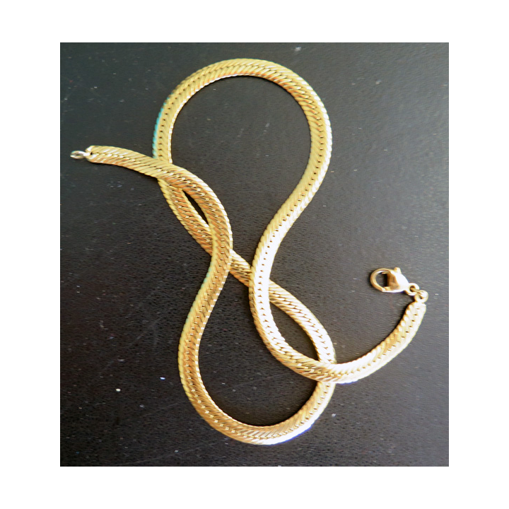 Vieux collier plaqué or longueur 45 cm