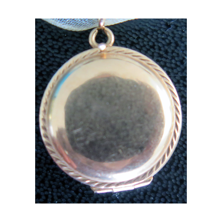 Médaillon porte photo en or 14 carats diamètre 1,8 cm