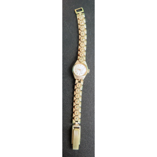 Montre Podium 2000 antichoc en métal doré