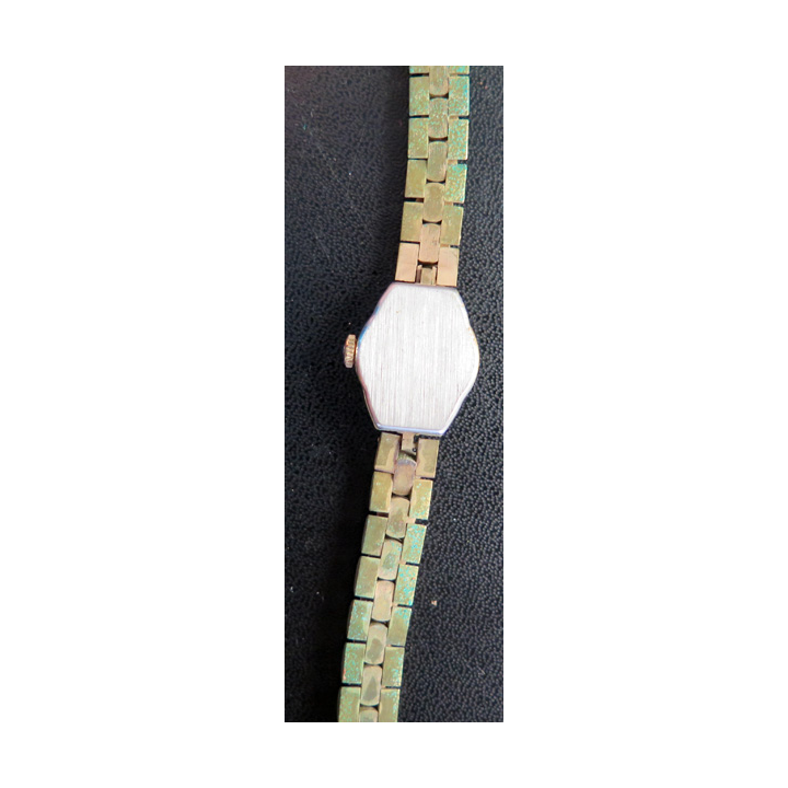 Montre Podium 2000 antichoc en métal doré