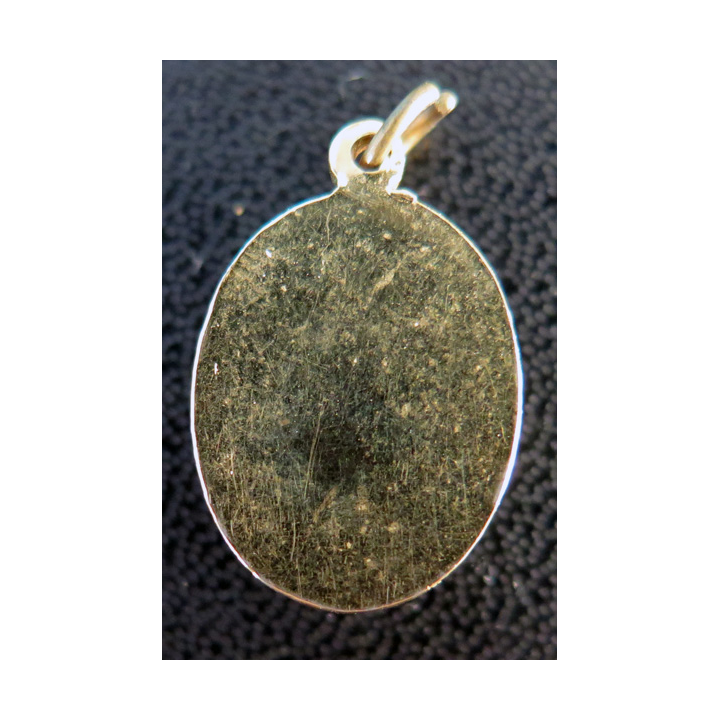 Pendentif camée (résine ?) en métal doré (Plaqué or ?) hauteur 2 cm