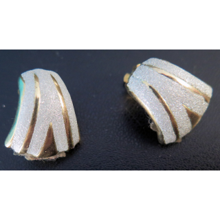 Boucle d'oreilles à clips en métal doré (plaqué or ?) 2,5  x 2 cm