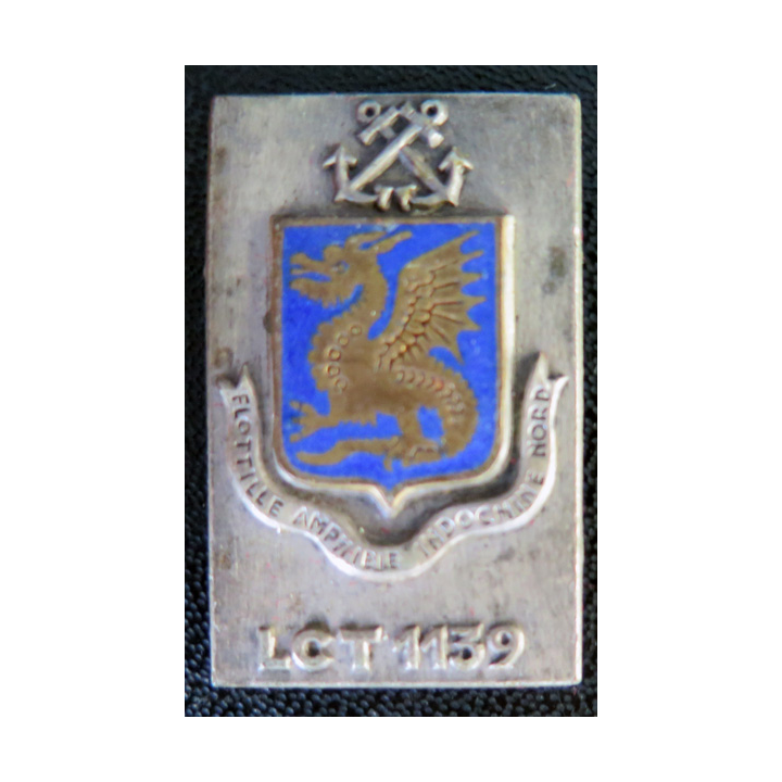 LCT 1139 : insigne du LCT 1139 en Indochine (manque l'attache  avec poinçon Arthus Bertrand)
