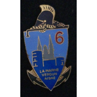 6° RG : insigne métallique du 6° régiment du Génie de fabrication Drago Marne la Vallée H. 213 sans attache