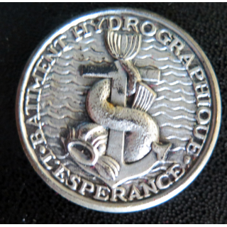 L'ESPERANCE : Rondache argentée du bâtiment hydrographique L'esperance FIA